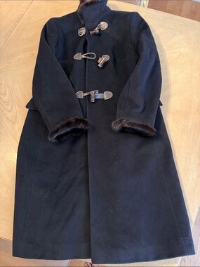 Womens Bogner Black Wool Coat with Mink fur Trim

Retails over 2k